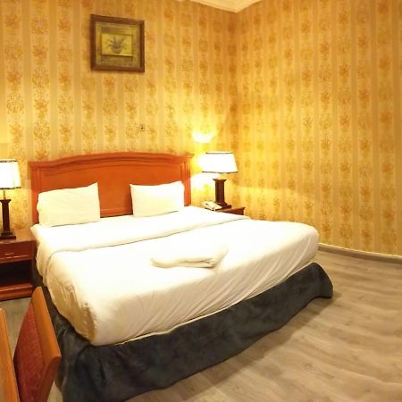 Qasr Al Khalij Hotel Ер-Ріяд Екстер'єр фото