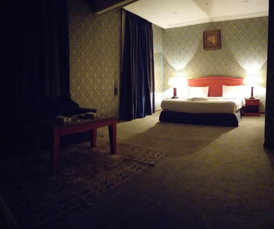 Qasr Al Khalij Hotel Ер-Ріяд Екстер'єр фото